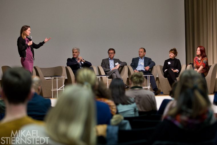 Conference panel debate.
From the left: Kristine Walhovd, Gerd Kempermann, Alfons Schnitzler, Ulman Lindenberger, Miranka Wirth and Gaël Chetelat.&amp;#160;